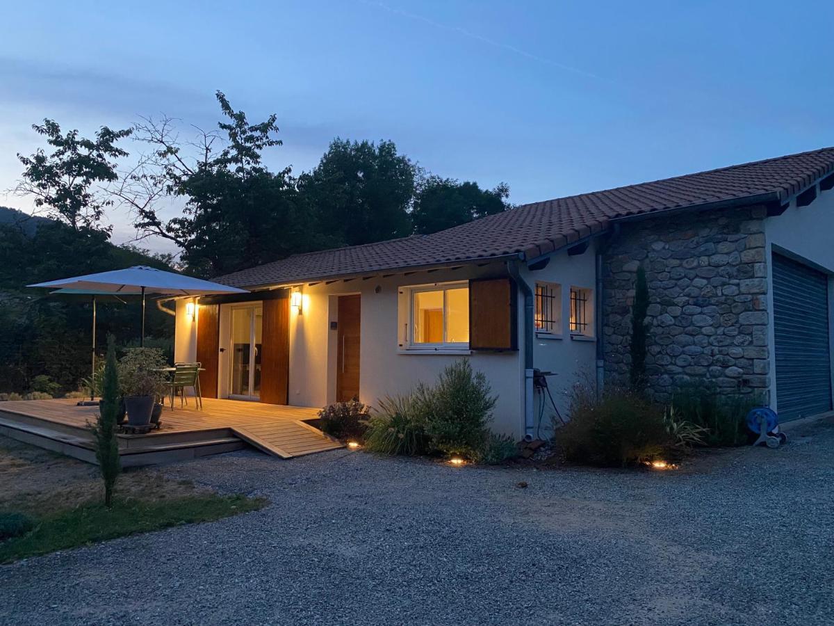 La Petite Caserne - Gite 4 Etoiles - Pont-de-Labeaume エクステリア 写真
